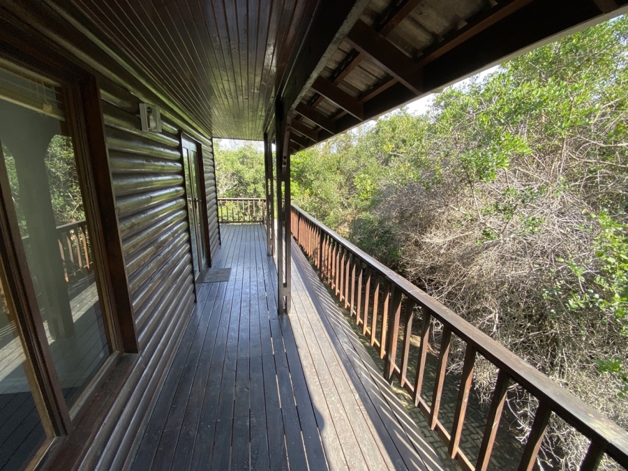 To Let 3 Bedroom Property for Rent in Keurboomstrand Western Cape
